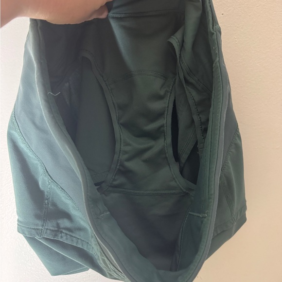 Lululemon 6 Green Speed Up Shorts - Picture 5 of 5